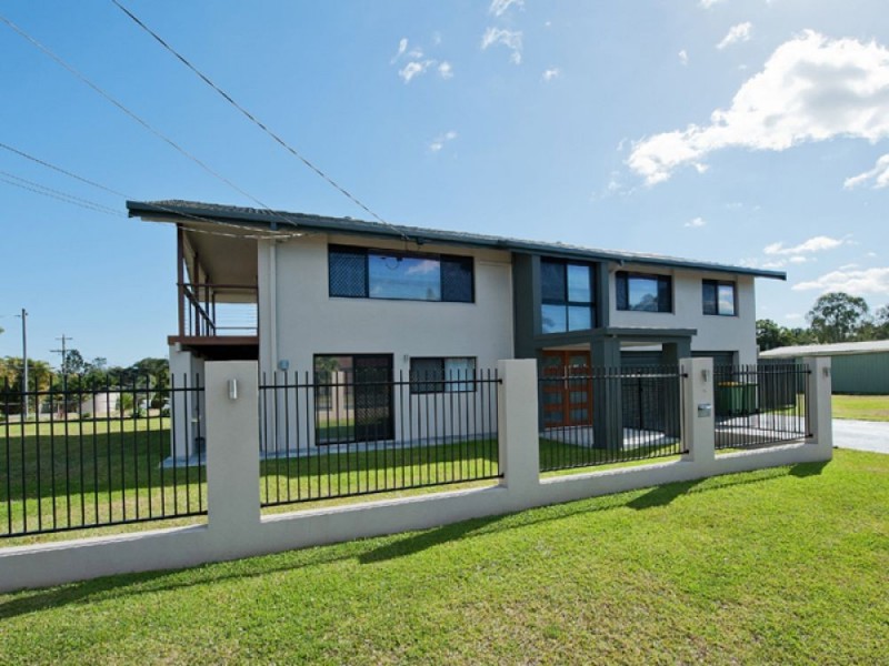 2 Coolcrest Crescent, Daisy Hill QLD 4127