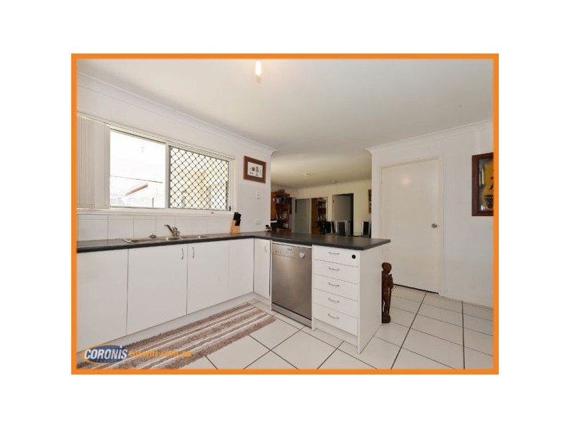 94 Reif Street, Flinders View QLD 4305