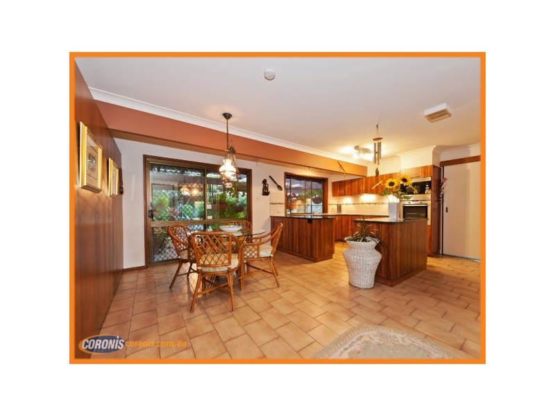 101 Arrabri Avenue, Mount Ommaney QLD 4074