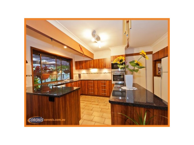 101 Arrabri Avenue, Mount Ommaney QLD 4074