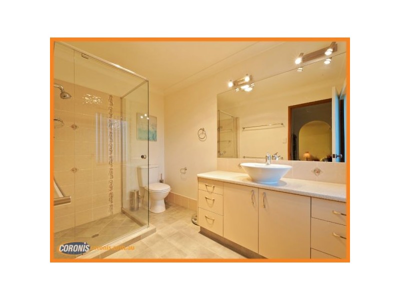 101 Arrabri Avenue, Mount Ommaney QLD 4074