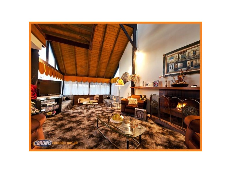 5 Burke Court, Mount Ommaney QLD 4074