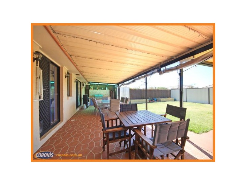 1 Greendale Place, Bracken Ridge QLD 4017