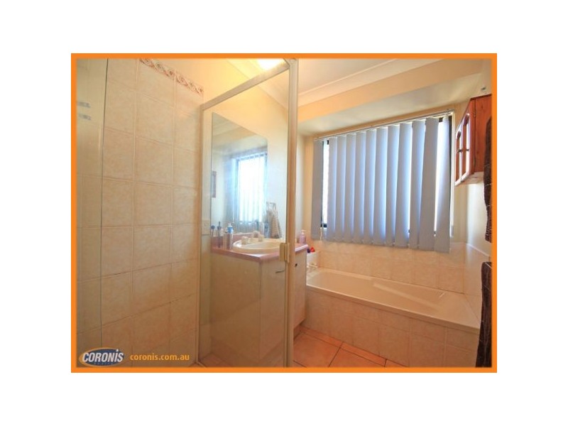 1 Greendale Place, Bracken Ridge QLD 4017