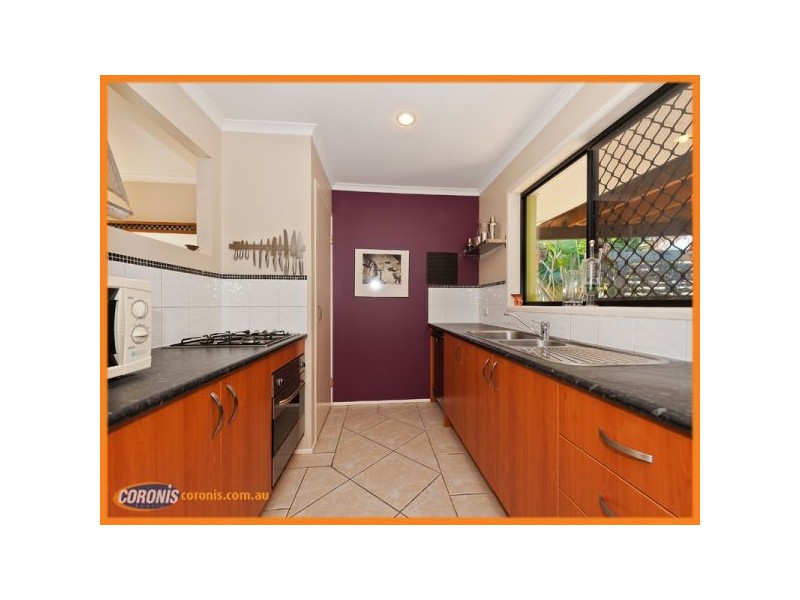 13 Jonath Court, Edens Landing QLD 4207