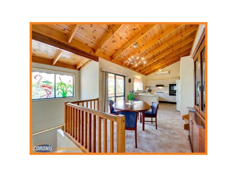 12 Flamingo Drive, Albany Creek QLD 4035