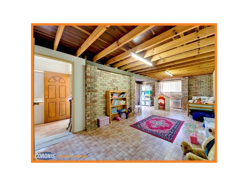 12 Flamingo Drive, Albany Creek QLD 4035