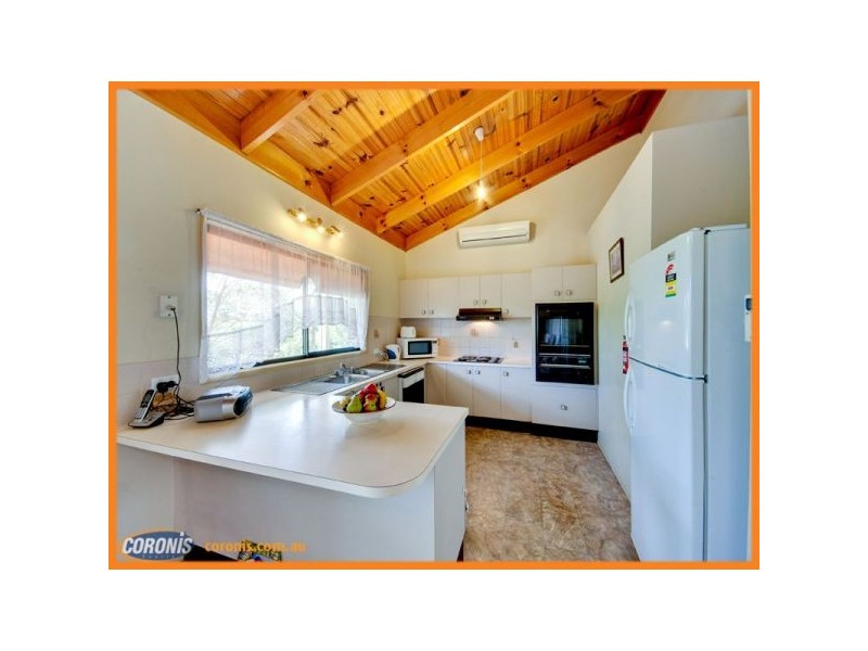 12 Flamingo Drive, Albany Creek QLD 4035