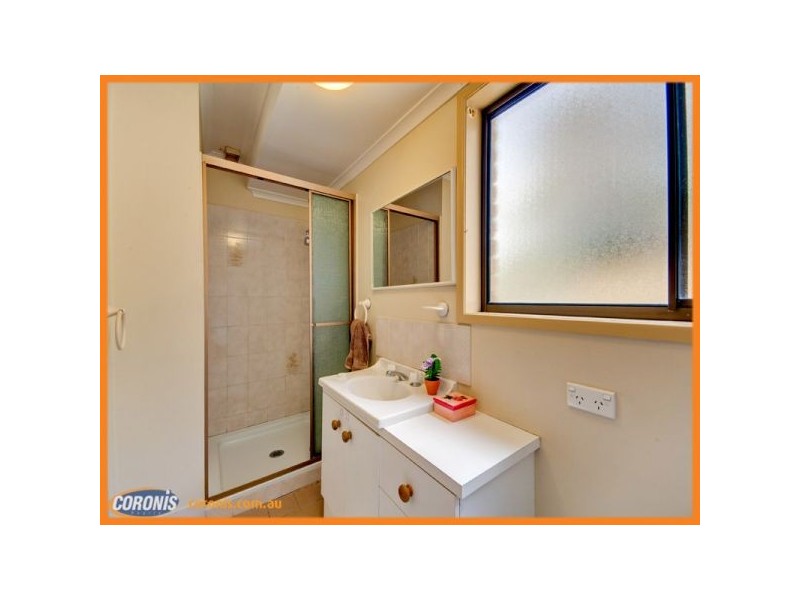 12 Flamingo Drive, Albany Creek QLD 4035