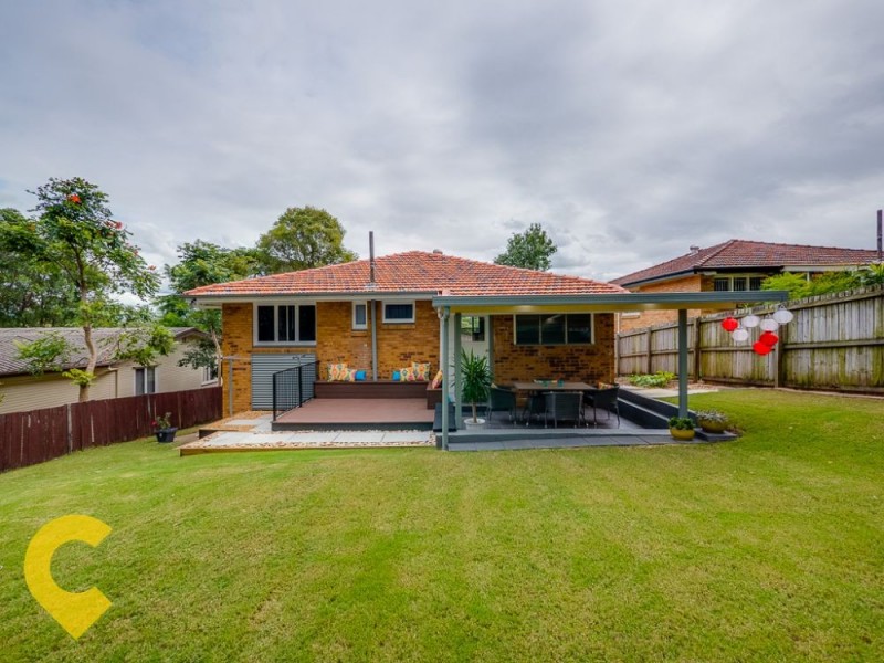 75 Maundrell Terrace, Chermside West QLD 4032
