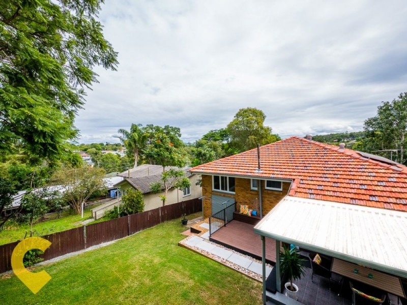 75 Maundrell Terrace, Chermside West QLD 4032