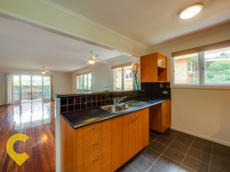 75 Maundrell Terrace, Chermside West QLD 4032