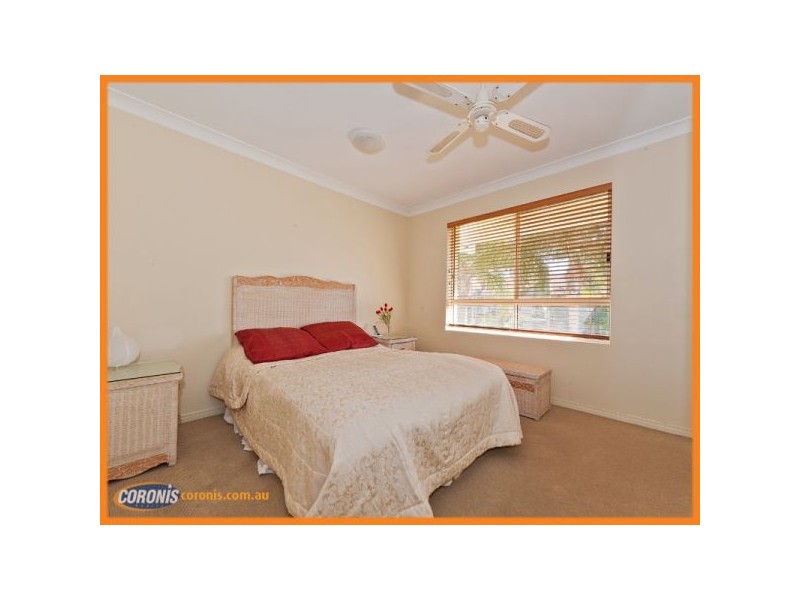 14/89 Bayview Street, Runaway Bay QLD 4216