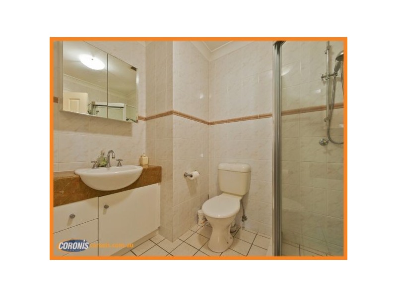 14/89 Bayview Street, Runaway Bay QLD 4216