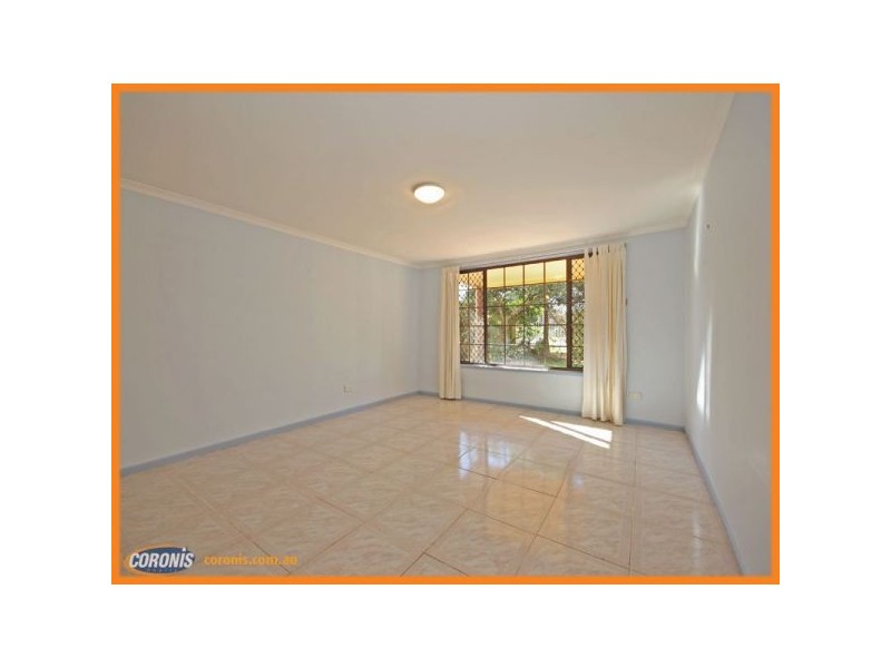 71 Palm Avenue, Shorncliffe QLD 4017