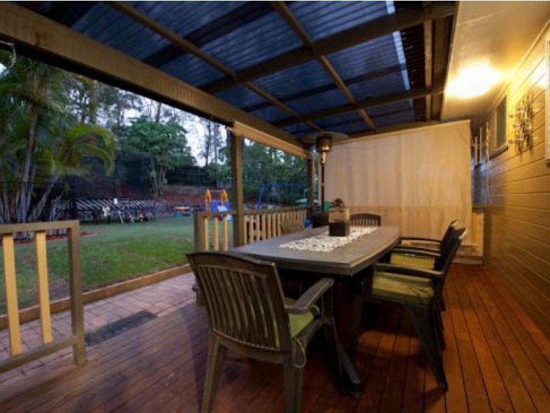 5 Yathong Court, Arana Hills QLD 4054