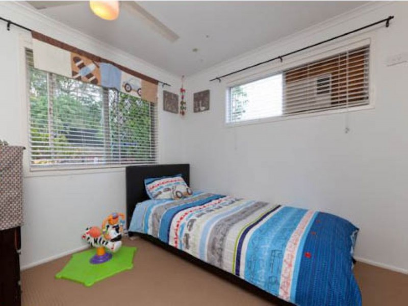 5 Yathong Court, Arana Hills QLD 4054