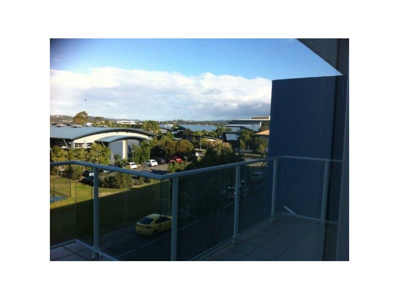 25/98 University Drive, Varsity Lakes QLD 4227