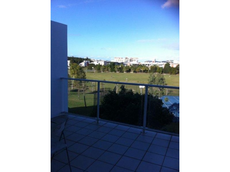 25/98 University Drive, Varsity Lakes QLD 4227