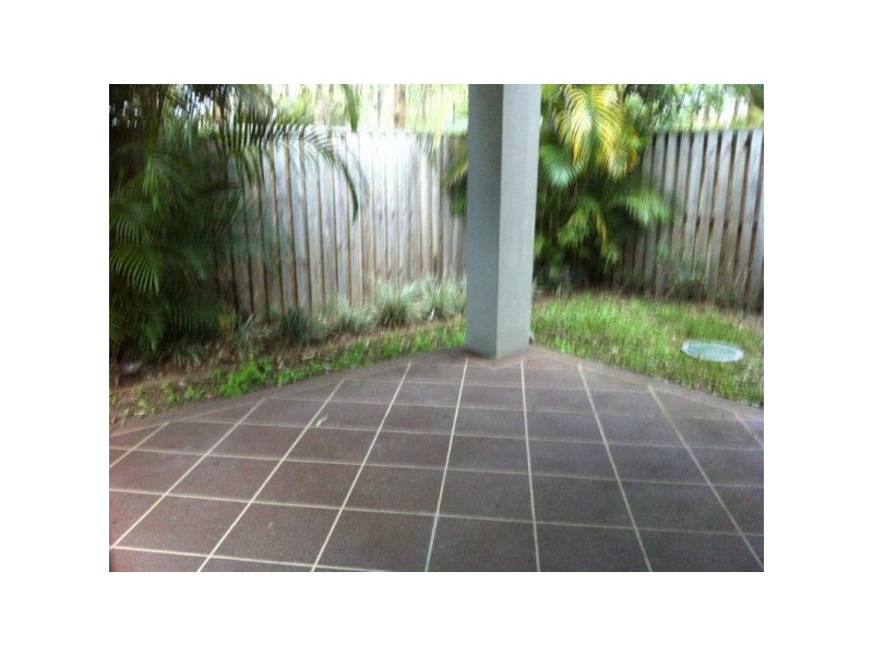 9/16-18 Geoff Wolter Drive West, Molendinar QLD 4214