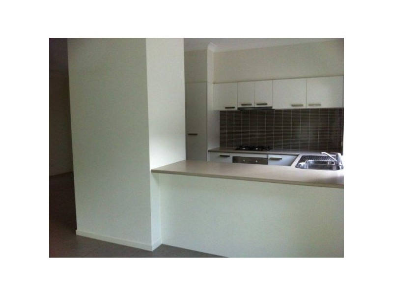 9/16-18 Geoff Wolter Drive West, Molendinar QLD 4214