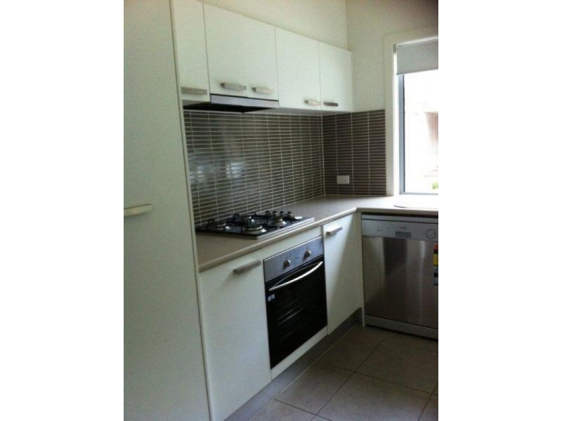 9/16-18 Geoff Wolter Drive West, Molendinar QLD 4214