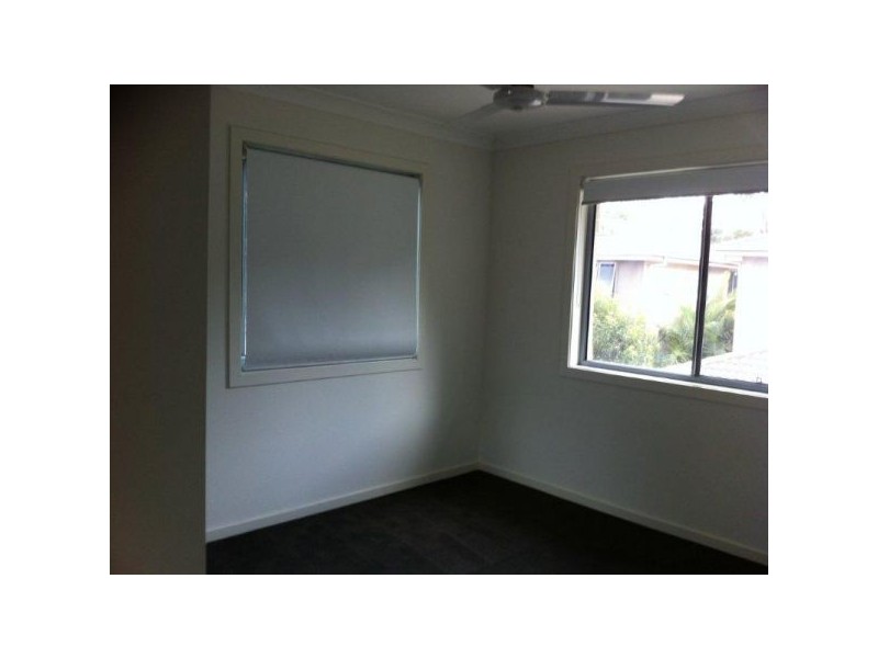 9/16-18 Geoff Wolter Drive West, Molendinar QLD 4214