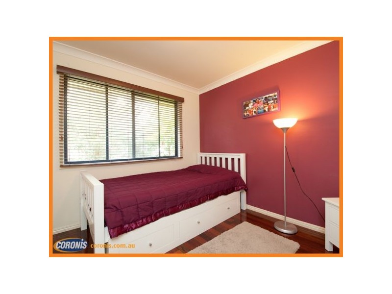 125 Saraband Drive, Eatons Hill QLD 4037