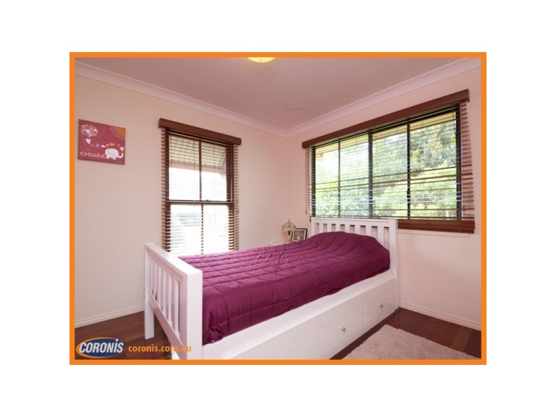 125 Saraband Drive, Eatons Hill QLD 4037