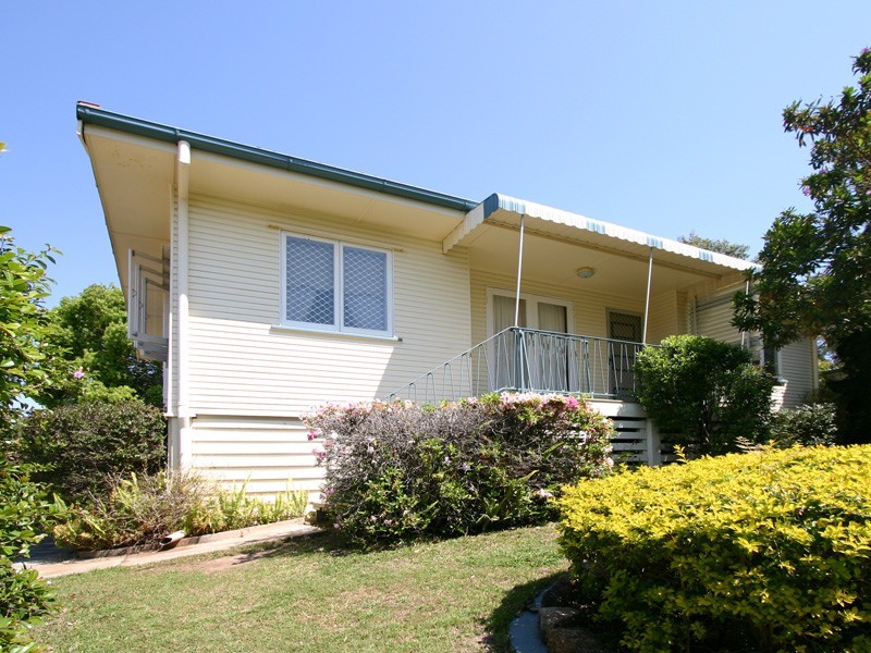 254 Kitchener Rd, Stafford Heights QLD 4053