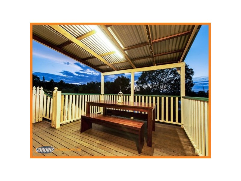 70 Dawson Parade, Keperra QLD 4054