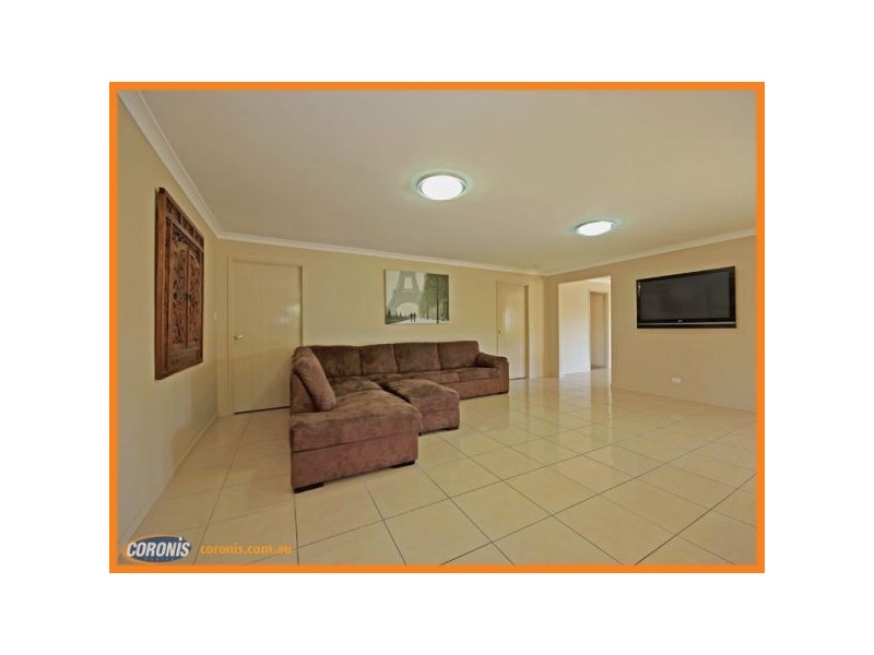 4 Hedges Avenue, Burpengary QLD 4505