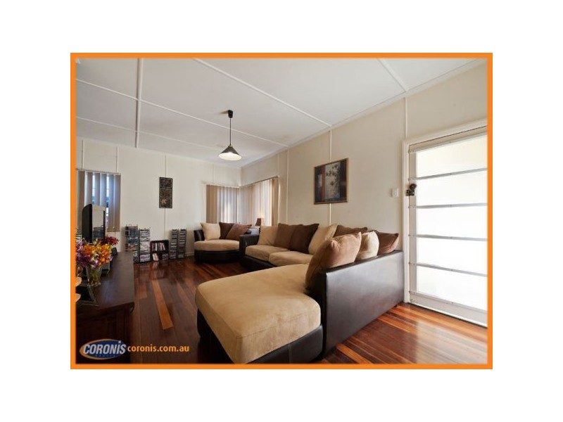 9 Thirteenth Avenue, Kedron QLD 4031