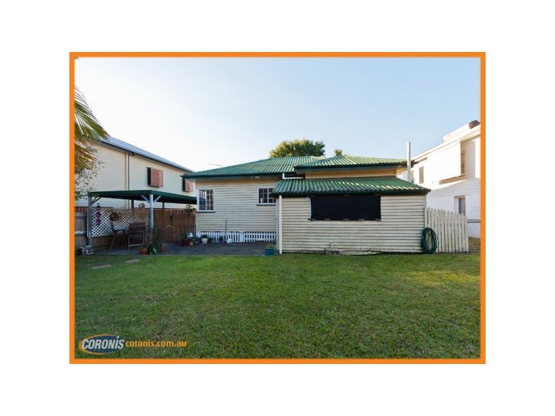 9 Thirteenth Avenue, Kedron QLD 4031