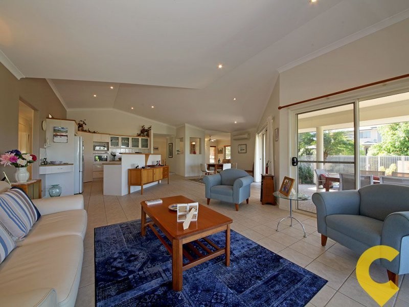 1 Chilton Crescent, North Lakes QLD 4509