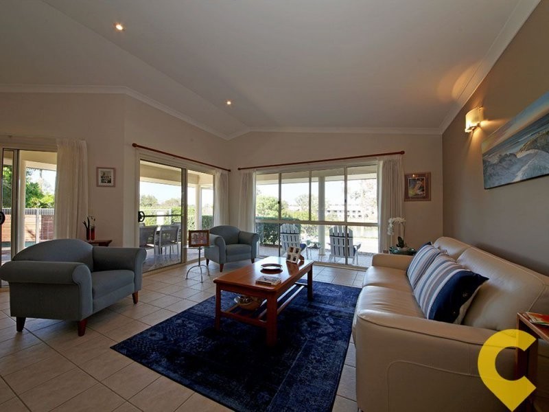 1 Chilton Crescent, North Lakes QLD 4509