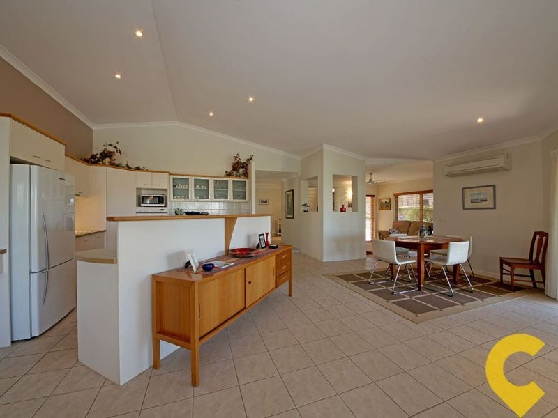 1 Chilton Crescent, North Lakes QLD 4509