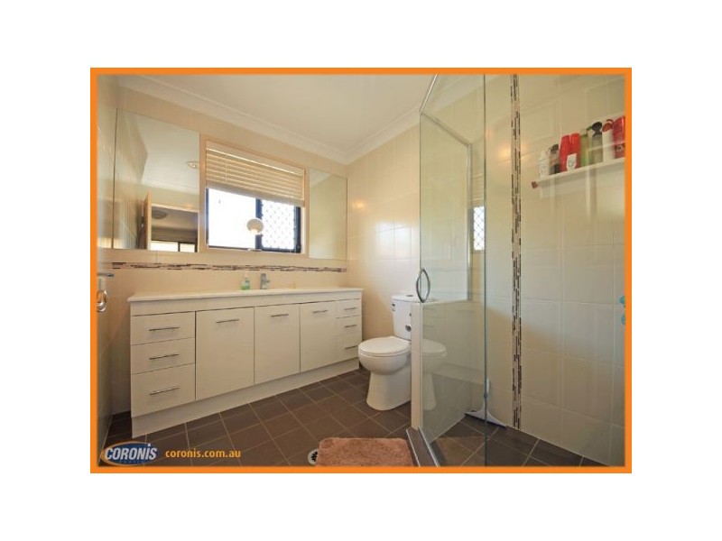 17 Melvina Place, Bracken Ridge QLD 4017