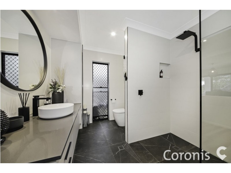 58 Tenth Ave, Kedron QLD 4031