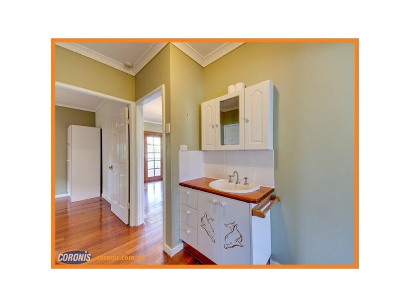 11 Tanimbla Street, Kedron QLD 4031