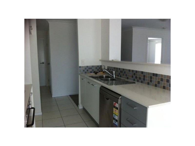 14/15 Lloyd Street, Southport QLD 4215