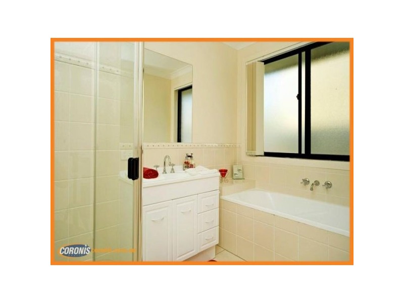 17 Glentree Avenue, Upper Coomera QLD 4209