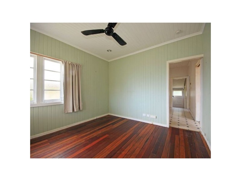 207 Beaconsfield Terrace, Brighton QLD 4017