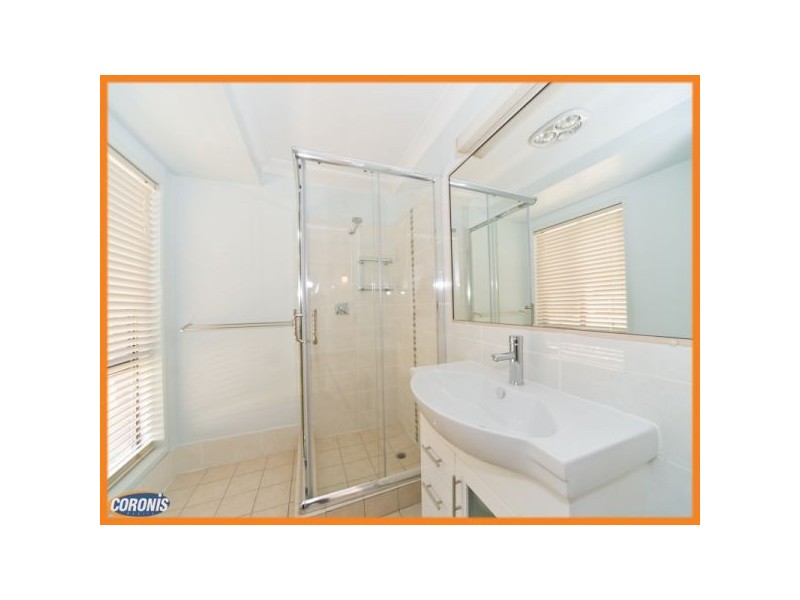 8 Takora Street, Middle Park QLD 4074