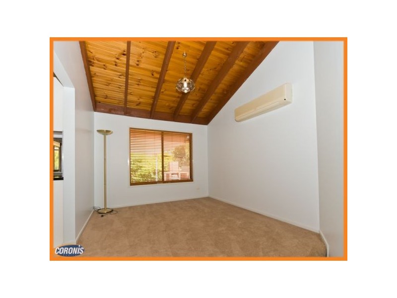 8 Takora Street, Middle Park QLD 4074