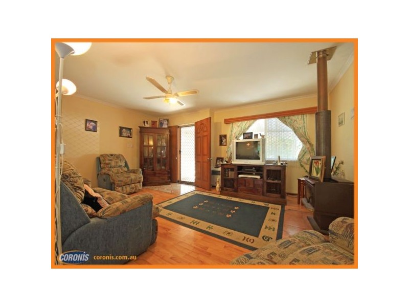 18 Old Gympie Road, Kallangur QLD 4503