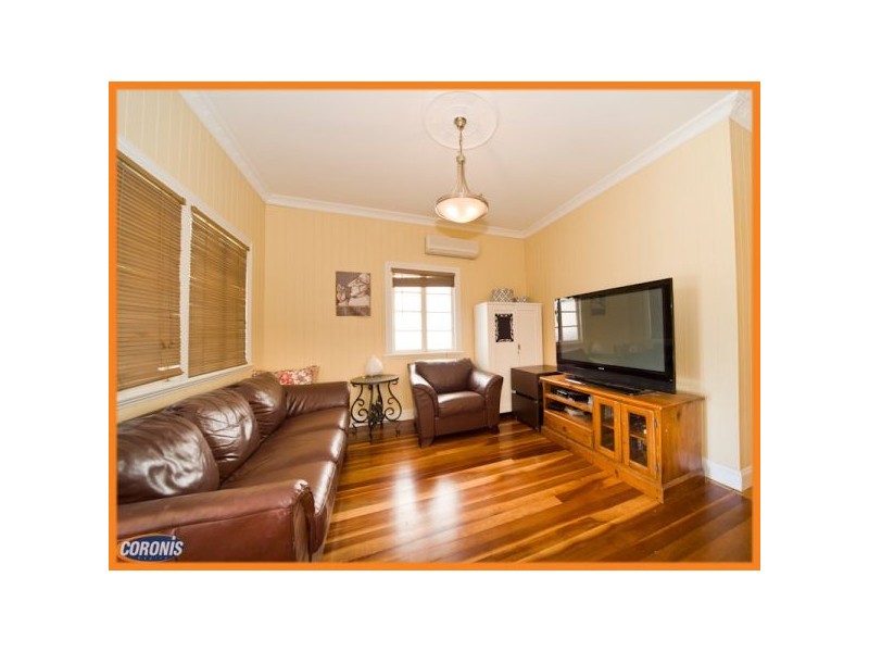 84 Windsor Road, Red Hill QLD 4059