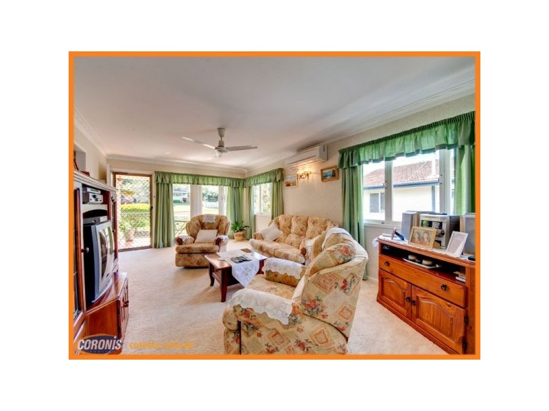 39 Yanderra Avenue, Arana Hills QLD 4054