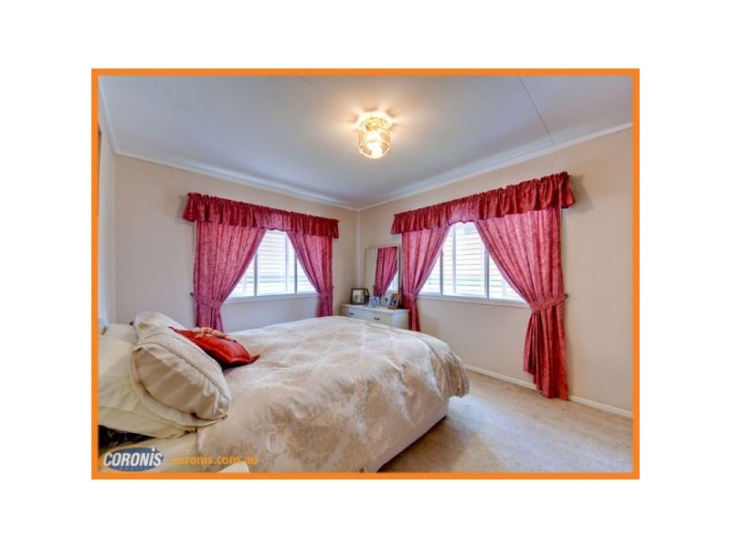 39 Yanderra Avenue, Arana Hills QLD 4054