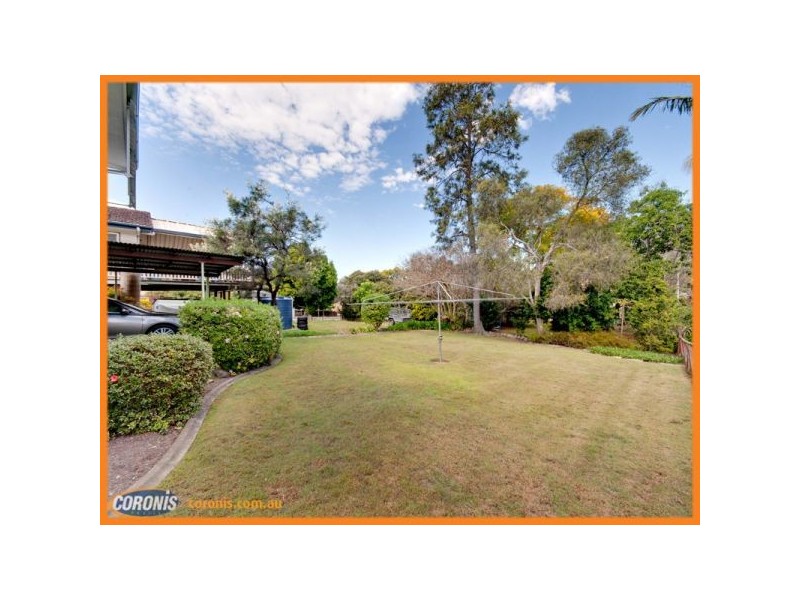 39 Yanderra Avenue, Arana Hills QLD 4054